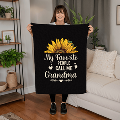 My Favorite People Call Me Grandma – Coral Fleece Blanket
